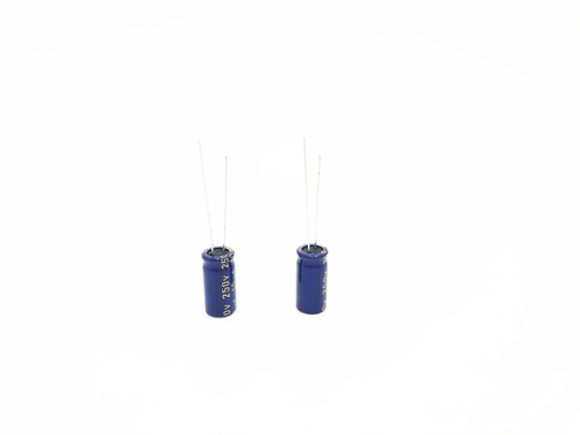10UF 250V 8x16mm রেডিয়াল ইলেক্ট্রোলাইটিক ক্যাপাসিটর 20% সহনশীলতা