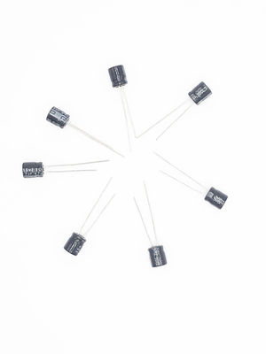 কালো মিনিয়েচার অ্যালুমিনিয়াম ইলেক্ট্রোলাইটিক ক্যাপাসিটর 47UF 35V TW BOR