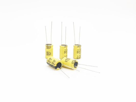 10000 ঘন্টা অত্যন্ত দীর্ঘ জীবন ক্যাপাসিটর 330UF50V 10X16MM