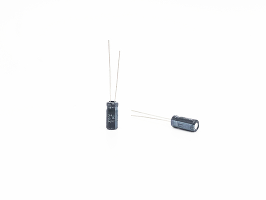 1UF 25V রেডিয়াল ইলেক্ট্রোলাইটিক ক্যাপাসিটর ISO14001 20% সহনশীলতা