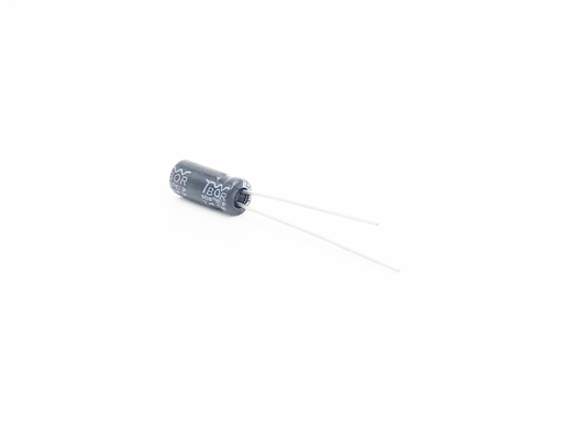 1UF 25V রেডিয়াল ইলেক্ট্রোলাইটিক ক্যাপাসিটর ISO14001 20% সহনশীলতা