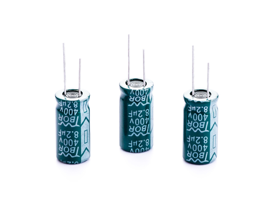 8.2uF 400V LED লাইট ক্যাপাসিটর 8000 ঘন্টা অত্যন্ত দীর্ঘ জীবন ক্যাপাসিটর